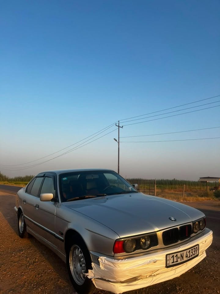V8 540 اصل
بدون حادث 
السعر ٧٥ بيها مجال 
رقم بغداد جديد سنويه جديده 
باسمي ***********
