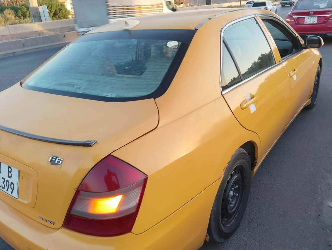 BYD F6 موديل 2011 للبيع
(37) بيها مجال بسيط لاغير 
محرك كلنت مسيبوشي 2400
كير ومحرك عقل  مسيبوشي ومكفولات 
تبريد مكفول فقط غاز ❄️
السيارة بيها منظومة غاز جاهزة
خزان الغاز الدائري بمكان السبير مرتب ونظيف
السياره بيها نقوصات بسيطه جويتر رونه عالي فقط ، ، وغرفتها تخبل ونظيفة وجاهزة 
مصفره هيئ وغرمات تحويل مباشر 
اخوان السياره مال واحد يشتغل بيها على باب الله يعني (مال خبزه ) بياع شراي مابيع اقساط مابيع وعده مابيع 

* دعامية أمامية تبديل أو تصليح حسب رغبه بيها كسر بسيط 
* زنجار بسيط بالهلالات يحتاج تلكيط
* الجاملغ الأمامي جهة السائق يحتاج تبديل أو صبغ حسب الرغب

مكاني بغداد - الدورة - البعيثه
رقم الهاتف : 

***********

