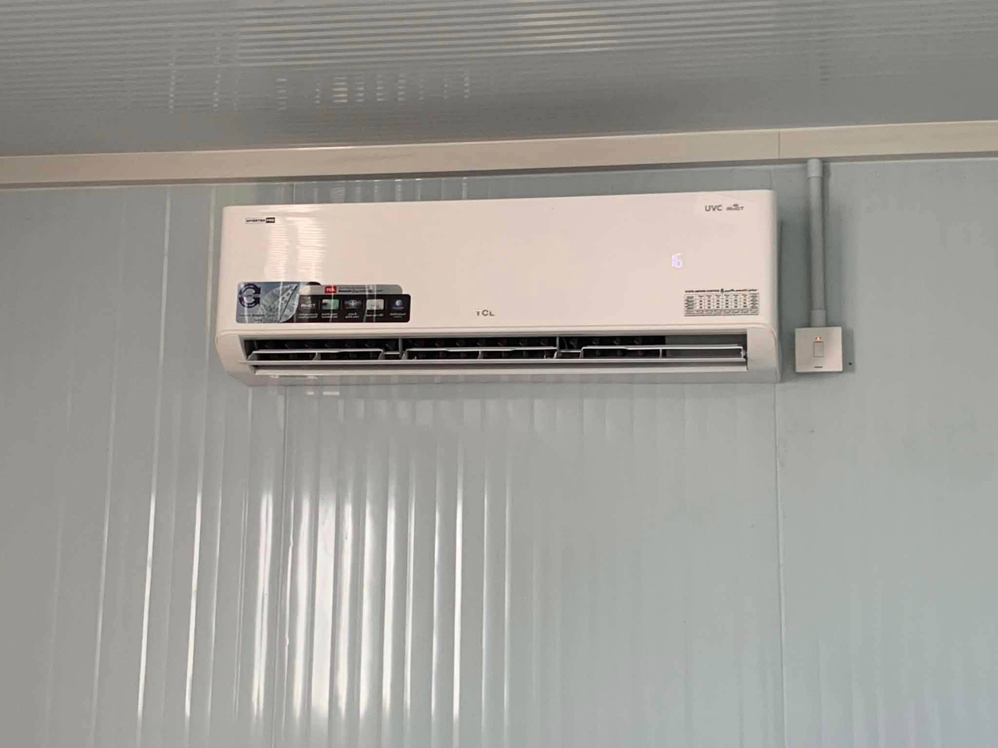 ❄️ عروض صيانة ونصب السبالت ❄️
خدمتكم لباب البيت (داخل وخارج بغداد) 🏡
⚠️ الأسعار عرض خاص وثابتة مع ضمان تنصيب 3 أشهر
🏷️ الأسعار والخدمات:
 🧼 غسل موقعي: 25 ألف
 🧽 غسل كامل (تفصيخ): 40 ألف
 🛠️ نصب جداري جديد: 50 ألف
 ⚙️ نصب مستعمل (بدون غسل): 50 ألف
 🔄 نصب مستعمل (مع الغسل): 65 ألف
 🏢 نصب كنتوري: 70 ألف
 🚚 نقل السبلت (نفس البيت): 65 ألف
✨ نتميز بـ:
 🛠️ إصلاح الليك والصيانة الموقعية (مع الضمان).
 ⛽ شحن غاز فريون أصلي مضمون.
📞 للحجز والاستفسار (واتساب):
📲 ***********

نص مكتوب في الصور:
- محمد للتبريد
- نقدم خدمات نصب وصيانة أجهزة التبريد السبالت
- باحترافية عالية ودقة في العمل
- خبرة في التعامل مع جميع أنواع المكيفات مع سرعة
- استجابة وخدمة مضمونة
- الاتصال : *********** - ***********
- Shot on realme 8
- ١٨:٤٣ ٢٠٠٧ ٢٠٢٥