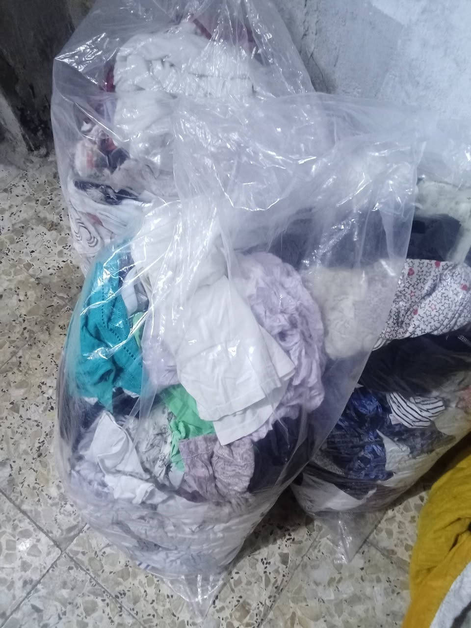 تصفيه محل باله اوربي باقي كم شليف كل شليف بيه اكثر من 50 قطعه سعر 250 الف الشليف الواحد المكان الزعفرانيه توصيل موجود داخل الزعفرانيه ***********
