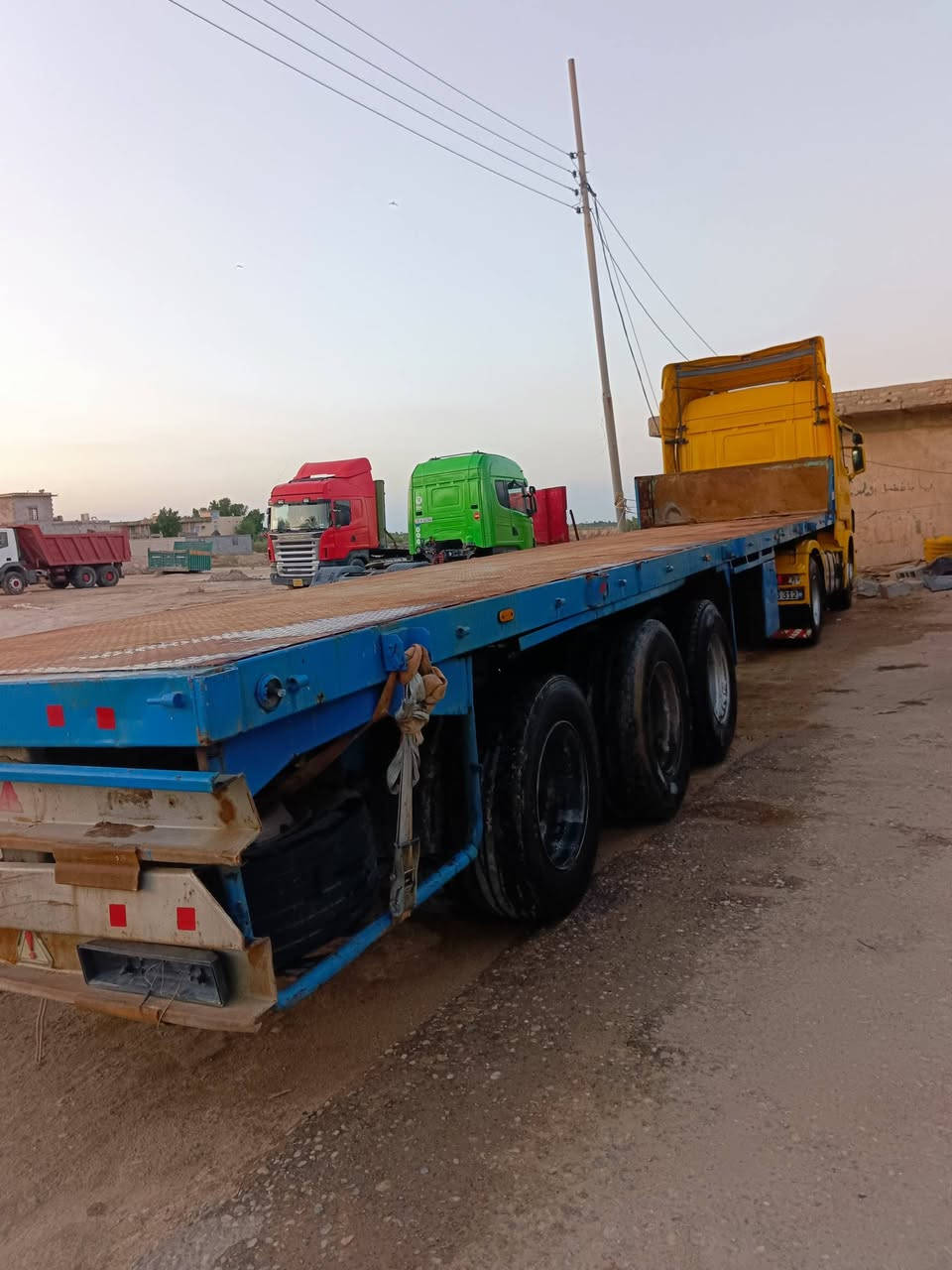 مكفوله شاصي وعرضانيات  *********** 
سعره 35 مزوج تايرات نص عمر شاصي وجتف وصطحه مشجر فول مكفوله نقص كهربائيات... *********** عنوان بصره قضاء الدير
