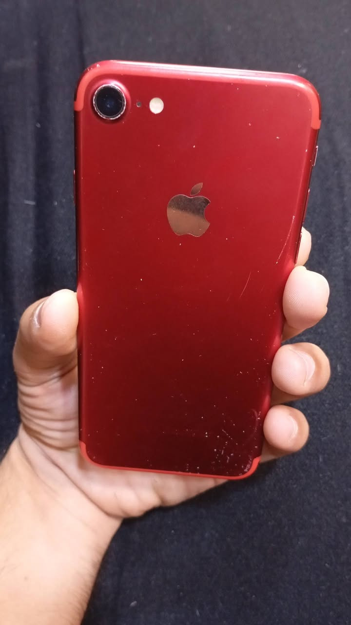 ايفون 7 ذاكره 128 مبدل بطاريه مال جهاز اصلي جهاز قطاره مال شحن  تقرا78شرط شغال  برانمج شغاله عنواني موصل شراي اتصل على رقم ***********
السعر 75 
ايفون 7 ذاكره 128 مبدل بطاريه مال جهاز اصلي جهاز قطاره مال شحن  تقرا78شرط شغال  برانمج شغاله عنواني موصل شراي اتصل على رقم ***********

نص مكتوب في الصور:
- لا توجد بطاقة SIM 10:36 ص ٧٢٪ @ البطارية حالة البطارية رسالة مهمة حول البطارية حالة بطاريتك متدنية جدًا. يمكن أن يبدل أحد مزودي خدمة Apple المعتمدين البطارية لاستعادة الأداء والطاقة القصويين. المزيد عن خيارات الخدمة... الحد الأقصى للقدرة ٧٨٪ هذا قياس لقدرة البطارية مقارنة بقدرتها عندما كانت جديدة. قد تتسبب القدرة المنخفضة بتقليل ساعات الاستخدام بين عملية الشحن والأخرى. أقصى قدرة للأداء تدعم بطاريتك حاليًا الأداء الطبيعي وقت الذروة. شحن البطارية المحسن للحد من استنزاف عمر البطارية، يتعلم الـ iPhone من عادات الشحن اليومية، بحيث ينتظر ولا يتجاوز ٨٠٪ حتى يحين موعد حاجتك إلى استخدامه.
- لا توجد بطاقة SIM
- ١٠:٣٦ ص
- ٧٢%
- عام
- إصدار البرامج
- حول
- اسم الطراز
- iPhone 7
- رقم النموذج
- MPRH2LL/A
- الرقم التسلسلي
- DNPTHHYZHX96
- انتهت صلاحية التغطية
- سجل تاريخ القطع والخدمة
- الخدمة
- تجمع Apple سجل تاريخ القطع والخدمة، ويعرض السجل معلومات عن حالة iPhone وتفاصيل إصلاحه. معرفة المزيد...
- البطارية
- الشبكة
- غير متوفرة
- الأغاني
- مقاطع فيديو
- ٦٠