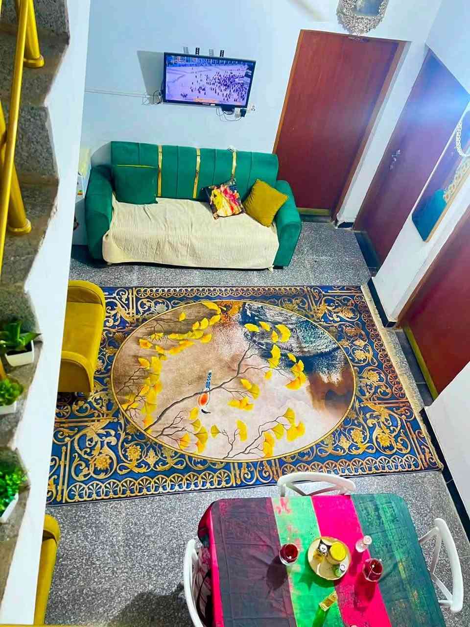 بيت للبيع طابقين بناء حديث
المساحه 120 م 

3 غرف نوم ومطبخ حار وبارد وكوليدور وصاله 

طابو زراعي سند 25 

 حي الزهراء الخدمي خلف كراج غسل بغداد يبعد عن الشارع الخدمي 100 م كامل الخدمات من تبليط ومجاري 

***********
