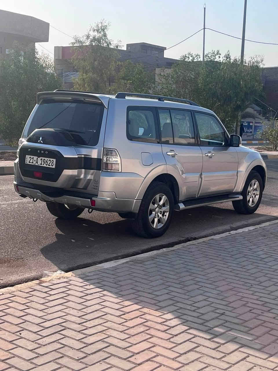 مسيبوشي باجيرو ٢٠١٨كويتي
المواصفات المعروفه
.فتحه سقف
.فور ويل
.٧راكب
.مرايه كهرباء
.حساسات
.شاشه وكامره
.تحكم سرعه
بيه شويه جاملغ امامي بارد وشويه جاملغ خلفي بارد ودعاميه اماميه صبغ فقط 
العنوان:ديالى بعقوبه الجديده
الرقم: ***********
السعر:١٦٥وبيه مجال
