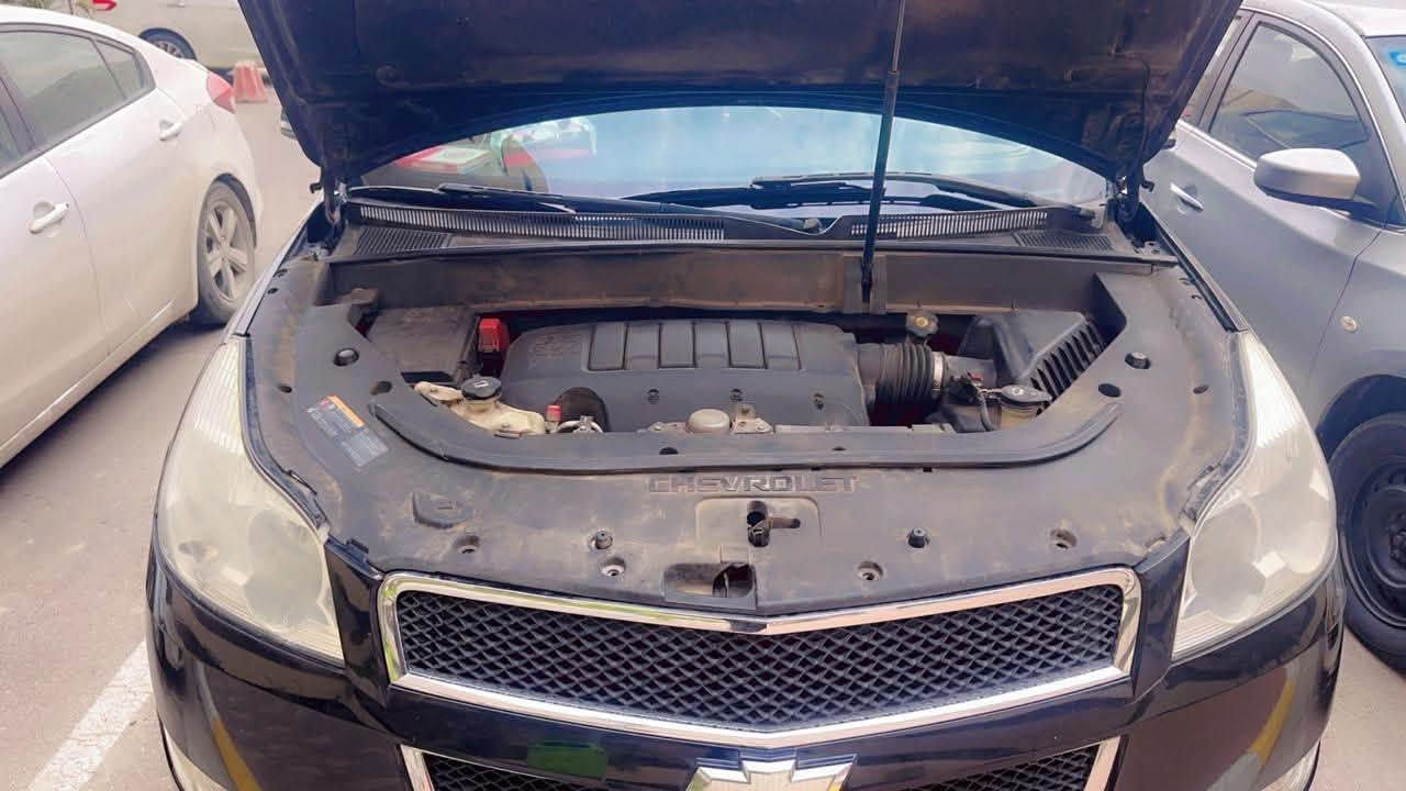 للبيع فقط مستعجل
اقرا المنشور زين قبل كلشي 

ترافرس 2012 خليجي  خليجي مال جناي بدون حادث

200 الف  كم عداد ماشية 

السيارة بيهة شوية صبغ بهلال الجاملغ الخلفي  مكفولة من الضربة والحادث  فقط يهة قطع بارد صغيرة وبارد جاملغ امامي ايسر

كلشي شغال بيهة 

 يرادلها مكينة وكير بي جوزة 4 مشكلة بس مشي وتنمير طبيعي 

باقي الامور جميعها مكفولة كفالة عامة 

شاشة 

ماصدات لد

كهربائيات 

صدر 

ظفيرة بلاد بدون جطلات ما ملعوب بيهة 

تخم تاير

تبريد 3 قطع ثلج  

حجر بيئة موجود عدد 2 

تم تجفيتها العام يم فيتر الله لا يوفقة وما ضبطهةً

القطع اللي تم تبديلها اثناء التجفيت وشرط اغلبهن مال كصة مو تجاري هي 

داينمو مال كصة 

سلف مال كصة

باتري  جديد

مروحة مال كصة 

مبخرة جديد

راديتر جديد

مسطرة و تخم نوزلات مال كصة

ولف حماوةً مال كصة 

بلكات مال كصة 

واتر بم مال كصة

عبوة بانزين احتياط معرفين بمً

عبوة بانزين مال كص

تخم اذاين جديد

صدر اماميً جديد 

درايم شفت 

قايش جديد
 

السيارة كاملة مابيهة اي نقص 

ملاحظة اكو طعجة بسيطةجديدة بالجاملغ الامامي الايسر يتعدل بارد واكو صورة مضللة بالخضر بس هاي مضررة تعبانة ارضية الصندوك 

قبل لا تسال اني راح اجاوبك ليش بدلت كل هذني اثناء التجفيت لان السيارة عمرها 13 سنة يعني هذني كلهن نص عمر او اكثر لذلك ليش اروح افتح مرة ثانية بعد سنة بدلتهم بطريقي 

رقم سليمانية 

سنوية باسميً لحد 2027

مكاني بغداد بسماية

رابط الواتساب 

https://wa.link/uvcno5 

*********** اتصال 

البعض راح يضوج من طريقة البيع لكن السيارة سعرها جوة السوك بيع مستعجل 

قفل قفل قفل 85
