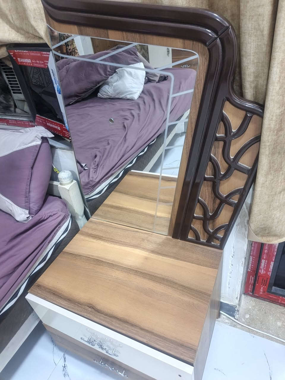 سلام عليكم غرفه للبيع تركيه غرفه نضيفه استخدام قليل بدون جربايه مكاني بغداد الشعله‏‪***********‬‏ سعر ع وتساب
