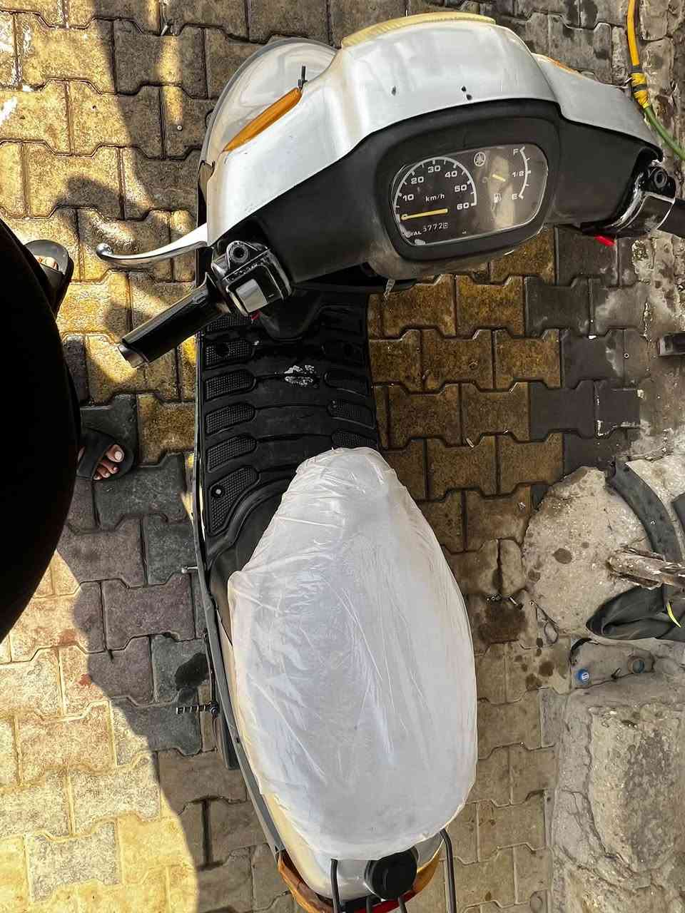 السلام عليكم
زعره للبيع نظيفه الدراجه حيل وجاهزه زوج تاير جديد كابريته وجوين وشفاطه جديد وبوش بستم جديد كهربائيات شغاله عوزها فقط باتري سلف جاهز سيم بانزين جديد وبنزات جدد مامخلب بيها نقص للاستفسار الاتصال على الرقم او واتساب ***********
