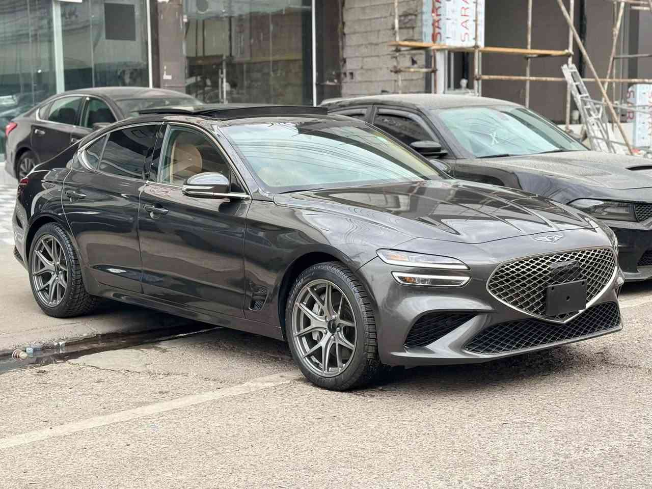 جينيسس G70 • ٢٠٢٥ • ١٨٠٠٠ ميل