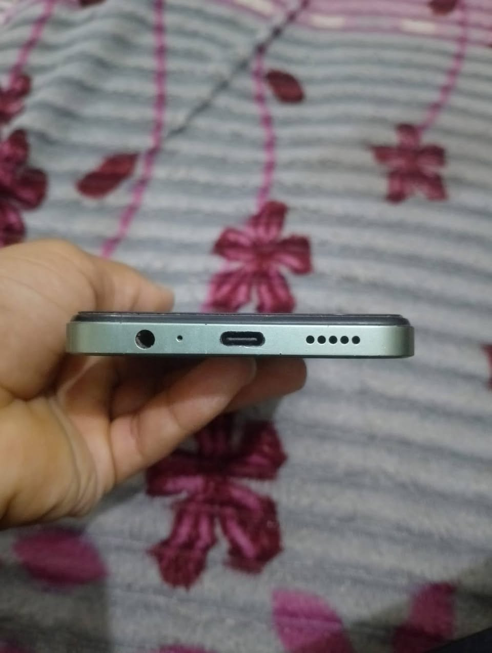 HONOR X6b
الجهاز مكفول كفاله عامه

بعده طك الجيس

قراضه كلهن موجودات

سعره 130 وبي مجال قليل

مكاني كوت مركز 

مامتواجد بل فيس فقط واتساب او اتصال 

***********
