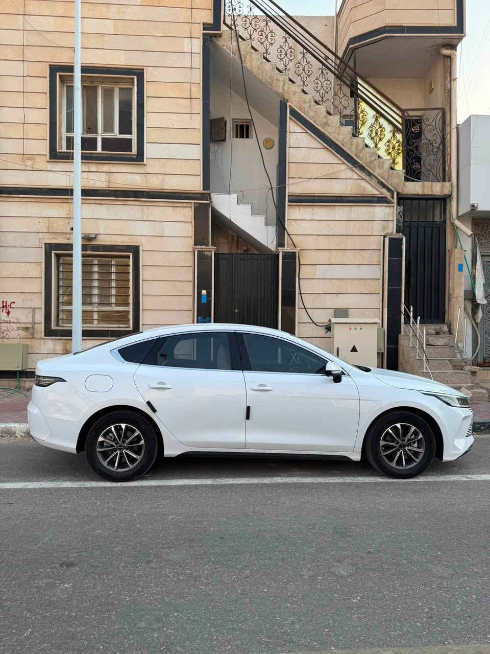 بي وايدي كفاله عامه السياره ماشيه ١٥ الف فقط

جاهزه من كلشي رقم بصره تحويل مباشر  سعر ١٢٤ وبيها مجال مكاني بصره رقمي 

***********
