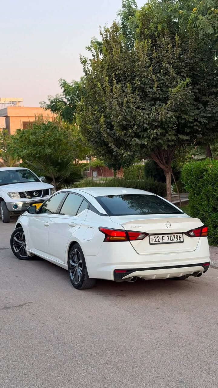 نيسان التيما 2020
مواصفات SR
رقم أربيل هزة وسنوية جديدة
ماشية  ٨٨  الف

بصمة تشغيل
وتشغيل عن بعد وبصمة ابواب
تحذير الاصطدام الأمامي  
رادار جانبي 
نقاط عمياء
تحديد مسار
مثبت سرعة
كشنات كهرباء + كشنات جلد 
توقف ذاتي امامي + خلفي  
شاشه كبيرة
كاميرا 
كار بلي + نظام الاندرويد + منفذ USB شحن + Type_C 
تحكم ستيرن
ويالة SR الشكل الجديد

صور الحادث والسونار موجود بالمنشور 
جاملغ خلفي مع الصندوق صبغ بدون ايرباك

سيارة موجودة بديالى / خانقين
سعرهه 135 ..
***********
