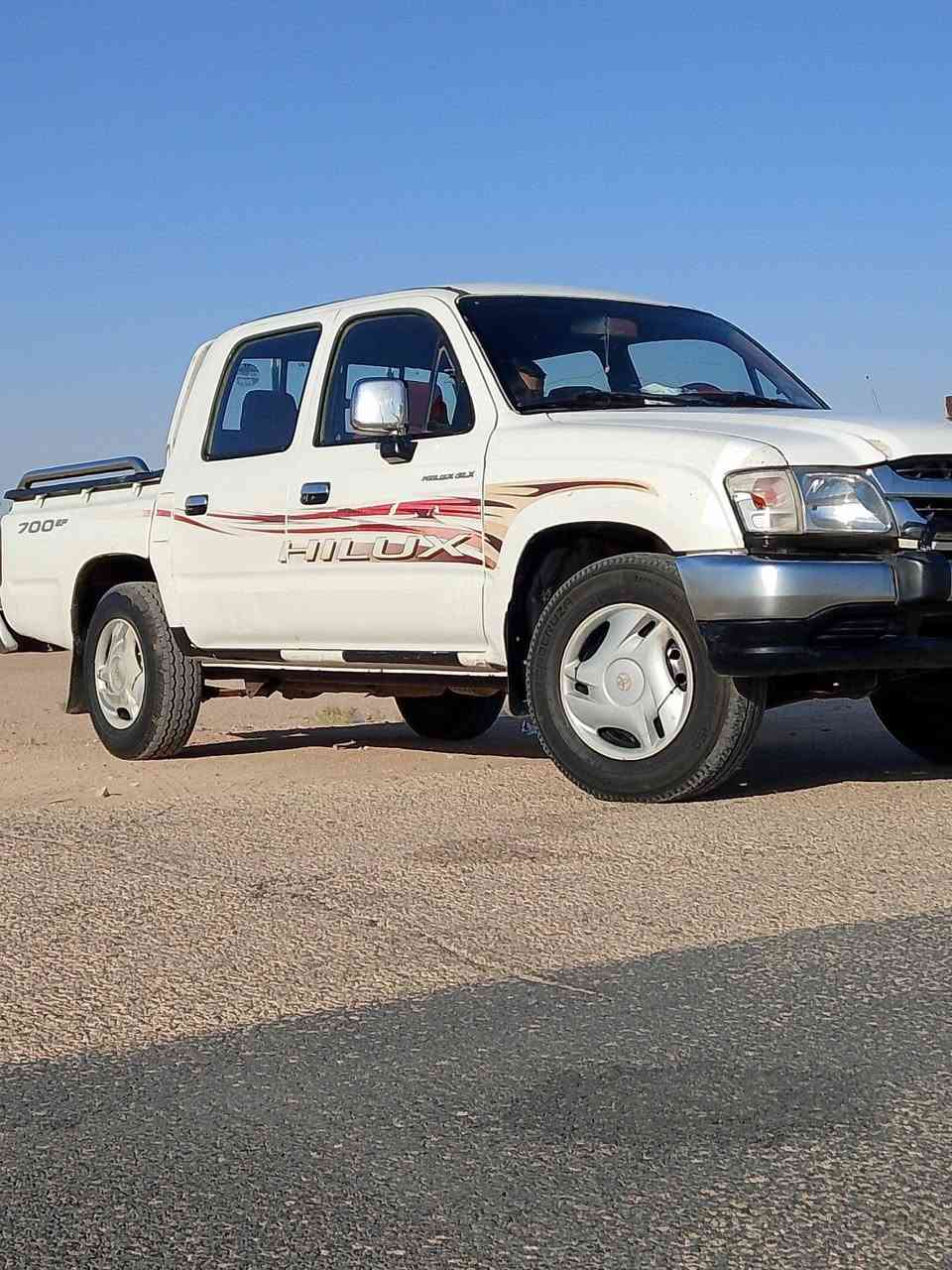 للبيع تيوته جمره 2005 ترهم مراوس  بنيسان مكفوله تخم تاير دوشمه تايرات رقم الهاتف ***********
