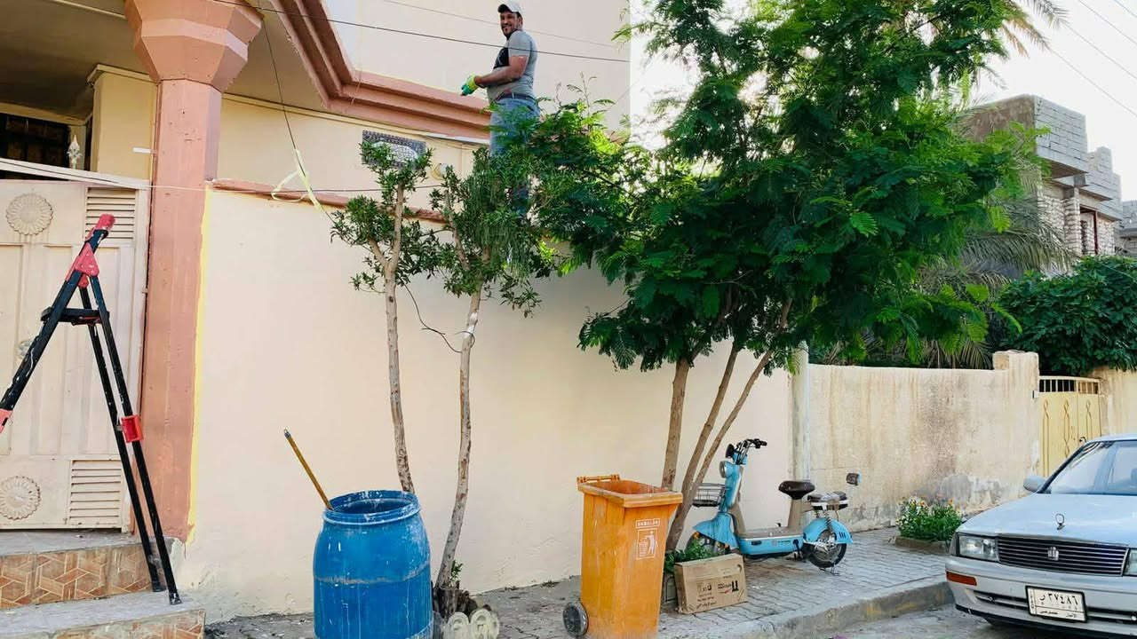 صباغ  بيوت داخل مع تصليح ان وجد  خارج واجهات مع التصليح الجدران صبغ أبواب وشبابيك حديد ***********  المتر الف والماعنده فزعه جسر للطيبين وطسه للنواقيص 😂 @إشارة
