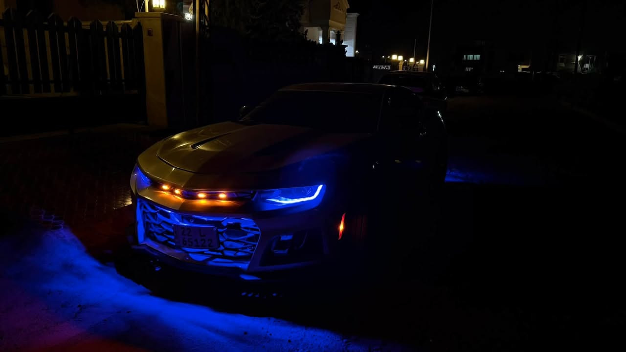 6200
كمارو ٢٠١٧ ss 
كير محرك شرط 
فول مواصفات 
صبغ جاملغين امامي 
وبابين فقط رش وبنيد 
بدون شاصي 
بدون نواقص 
اضاءه داخليه ليد ب ٣٠٠ دولار تحكم
عدسات زرع ٣٥٠ الف 
سماعات دمام قوي بوستن 
اضاءه امامي وخلفي لون ازرك 
لايتات ٧ الوان تحكم موبايل ب ٢٠٠ دولار 
تايرات جديده ١٠٠ بالميه 
سياره استعمال شخصي مال بيت 
ادامه كامله زيوت كير ومحرك واكسل 
صوت بلادي 
حجي بيئه موجود 
باسمي سنويه ٢٠٣٠
مراوس فقط 
مكان موصل
***********
سعر ١١٠
