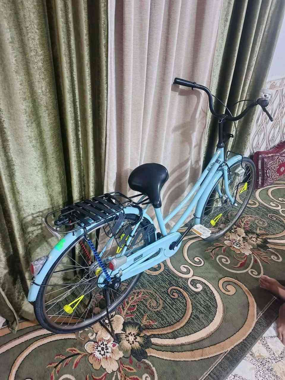 سلام عليكم باسكل للبيع سعره قفل من الاخير ربع ماينزل 110 

الباسكل نضيف وكامل وحساس وره وكدام ختم واحد 
لون مميز وشركه كلوف حاويه 
مكاني نجف ناحيه الحيره توصيل ماعندي 
الشراي خاص ***********
