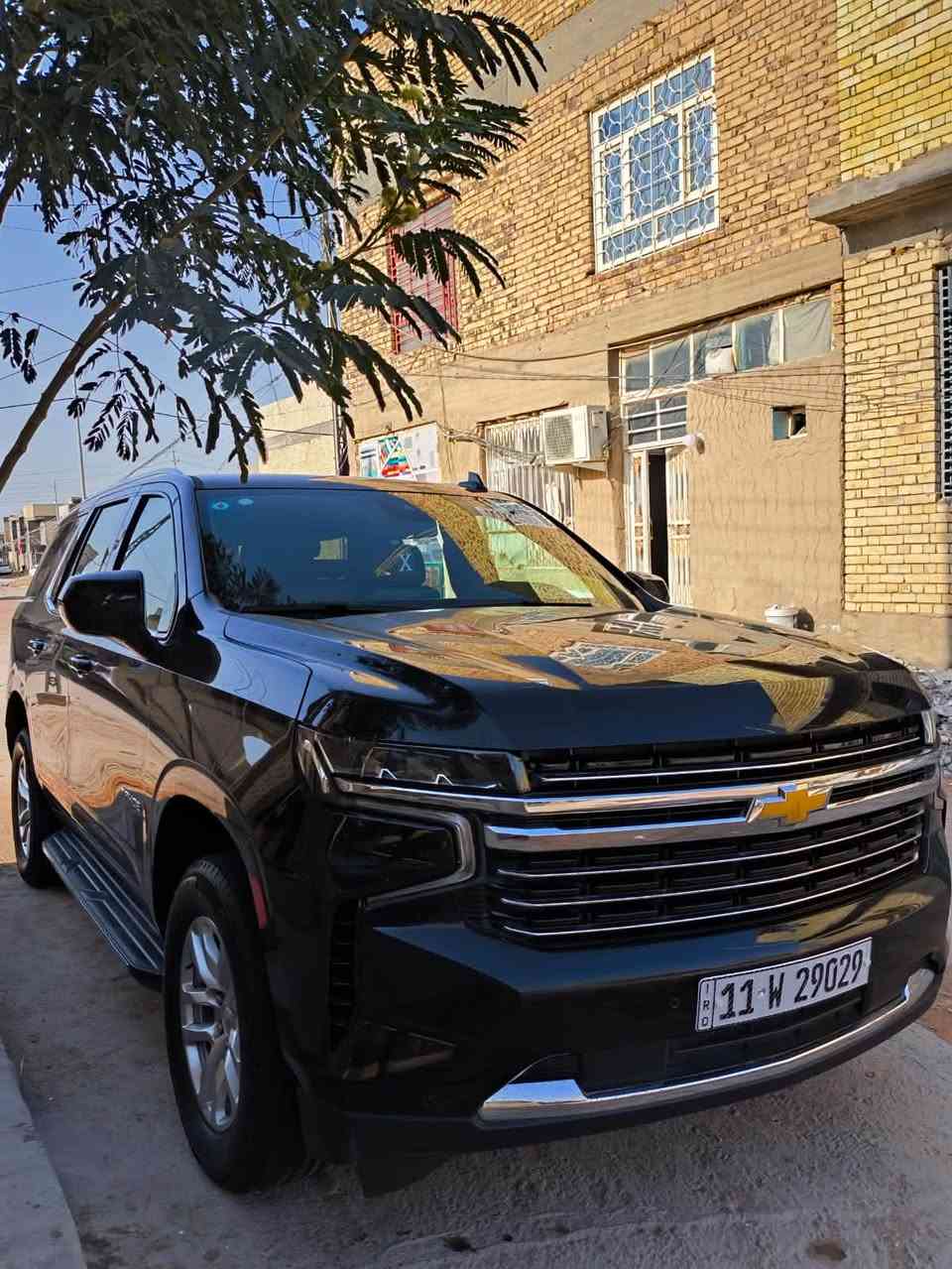 Chevrolet Tahoe LT 2024 

وارد أمريكي 🇺🇲
بجم كبس ✅️ ، ضرر جانبي بسيط
رقم الشاصي مُرفق ✅️:
1GNSCNKD3RR303464

⚙️محرك 8 سلندر 5.3 لتر 

مواصفات Lt: 
شاشة تدعم Apple CarPlay + Android Auto 
كشنات جلد + تدفئة + كهرباء
ستيرن تدفئة
حساسات امامية خلفية 
رادار 
نقاط عمياء 
فرملة طوارئ تلقائية 

ماشية 77.000mi 

مرقم بغداد 
داخلة كتاب شهداء 

للإستفسار
***********
