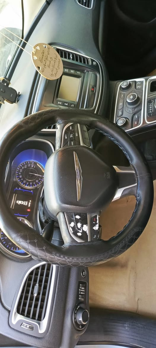 كريسلر c200  موديل 2015
محرك كير تبريد جاهزة 

صدر يحتاج صيانة 

مواصفات عادية 

بيهة مكانات صبغ كلها من الجامة وجوة ابيعلك حزام اذا تريد 

بسمي 

سنوية وهزة ولوحات كله جديد تحويل ساعتين ميطول 
السعر  ٨٨
رقمي ***********
