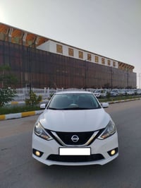 نيسان سنترا 2018 SV ماشية 60 الف  07814848070  سعرها 95