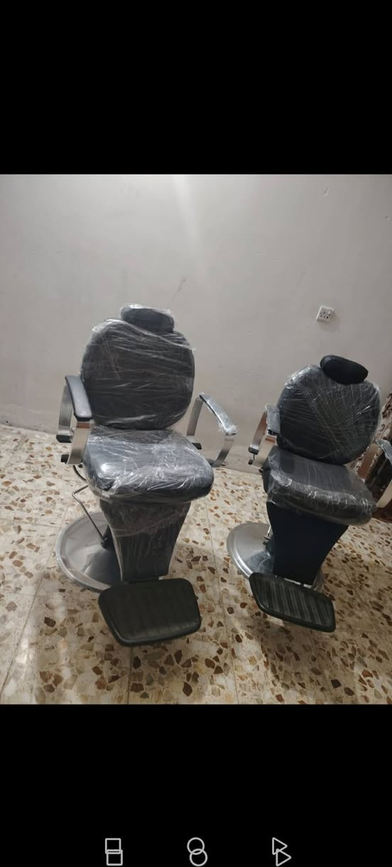 أدوات حلاقه البيع فول نظافه كلمن وسعره جادين فقط
