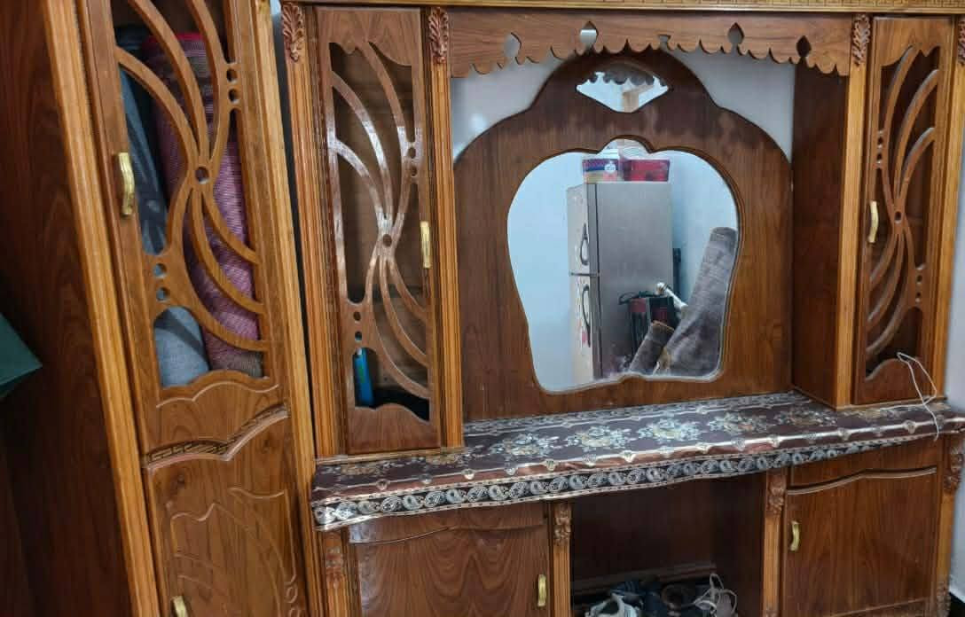 غراض مستعمله نضيفه مال بيت
للتواصل: ***********
