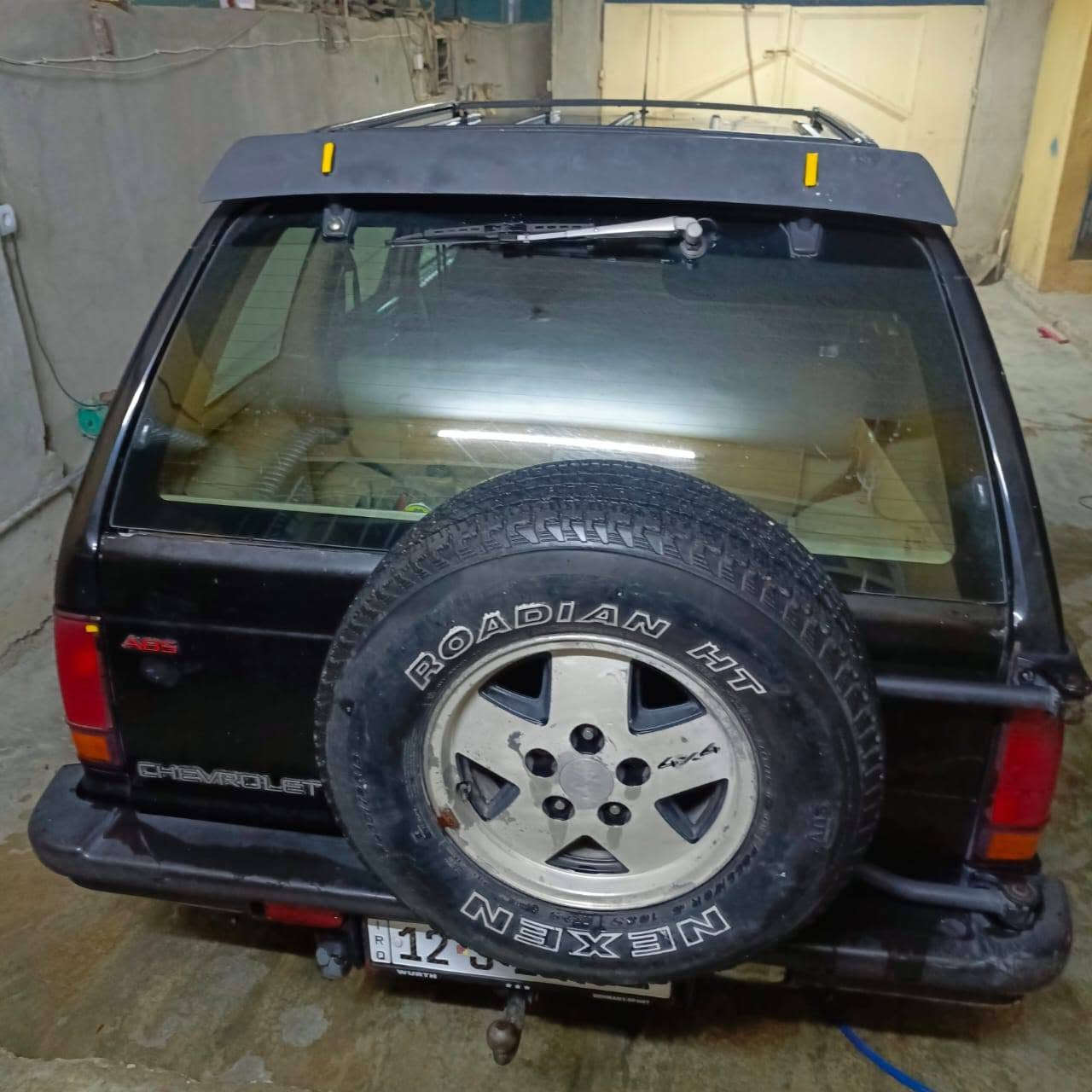 GMC JIMMY بلايزر - سيارة جبارة 🔥
جي ام سي جيمي / شيفروليت بلايزر 
موديل 92 - لون اسود - 4 ابواب
محرك 6 سلندر  - اقتصادية وقوية
كير اوتوماتيك - دفع رباعي 4x4
تبريد - جام كهرباء - قفل مركزي 
حمالة سقف - كشافات امامية
كربون بنزين 
السيارة مال بيت، مثل ما موضحة بالصور، نضافة حلوة و جاهزة.

السعر: اتصل و ما نقصر
المكان: الموصل

للاستفسار الاتصال ***********
‏‪***********‬‏

الشراي يتدلل - و حياكم الله.
خاص غير موجود خبر

