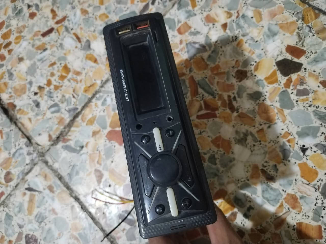 مسجل تكتك شغال ما بيه شي اصلي مو صيني ب10 مكاني بغداد المدينة صدر ***********
