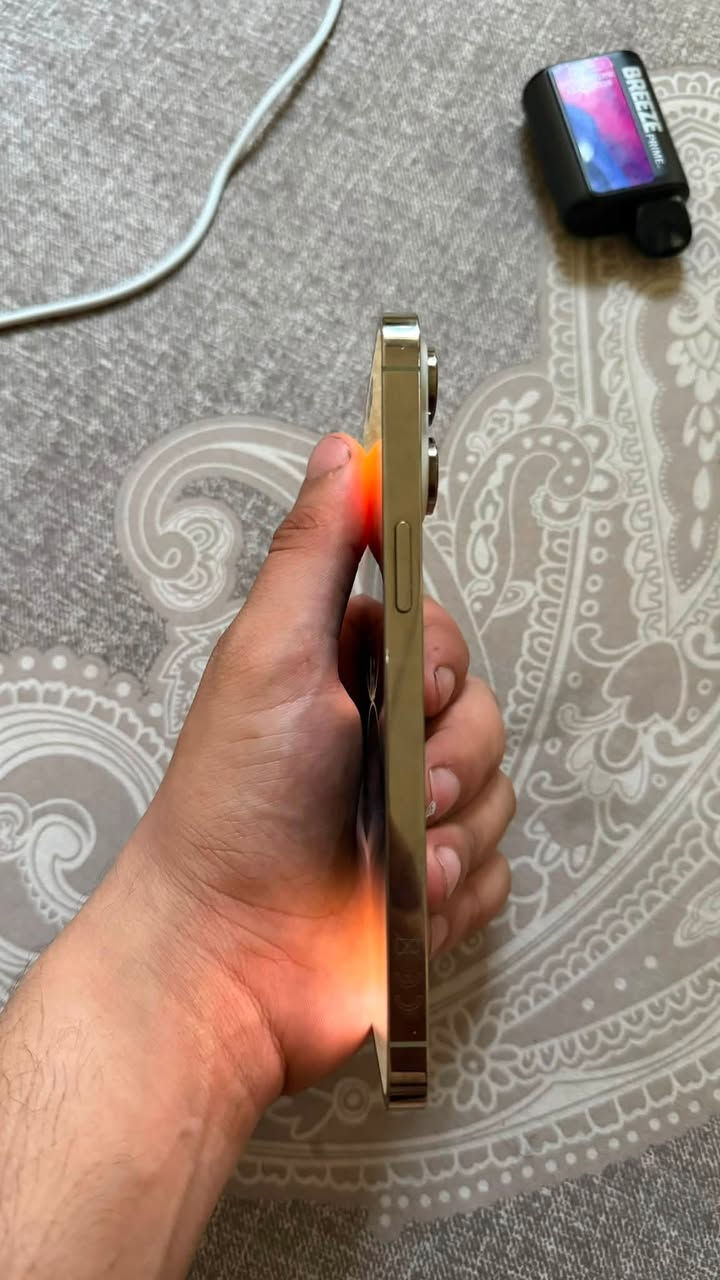 سلام عليكم مستعجل على بيعه
ايفون 14 برو ماكس ذاكره 128 بطاريه مالته 83 

ممبدل اي شي منه تضافه مالته 100‎%‎

شخط مابي لا بلشاشه ولا بلجهاز لون ذهبي العنوان 

بغداد الغزاليه سعر قيمه واخذ بما يرضي الله 

***********

