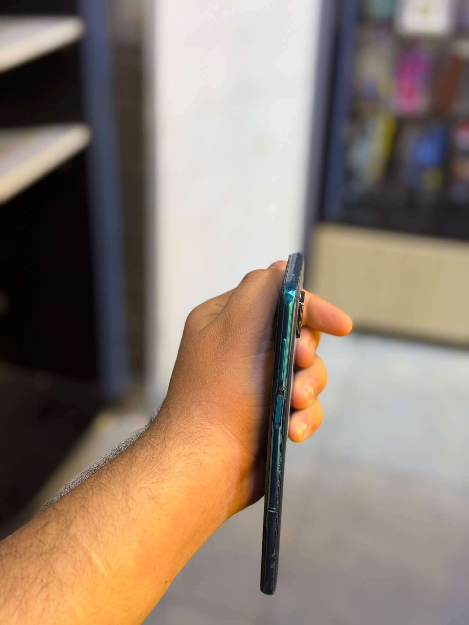السلام عليكم اجهزة مستعملة
هونر X8  الذكرة 128G +6G
مستبدل شاشه اصليه وكاله فقط
بدون ملحقات سعر 120 الف
بدون مرواس فقط بيع
_______
ريدمي نوت 9s ذاكرة 128G+6G
مستبدل شاشه اصلي وكاله فقط مع فطر صغير جداً في الضهر
ااسعر 100 الف فقط
بدون مراوس فقط بيع
مع كل جهاز هدية مقدمة من داخل المركز❣️
عنوان المركز كربلاء حي المعلمين 
فقط واتساب 
***********

نص مكتوب في الصور:
- حول الهاتف MagicOS 7.1 اسم الجهاز HONOR X8 الموديل TFY-LX2 رقم الإصدار 7.1.0.296(C185E7R2P4) GPU Turbo إصدار MagicOS 7.1 إصدار الأندرويد 13 IMEI 861682051593799 861682051623802 المعالج المركزي Qualcomm Snapdragon 680 ذاكرة الوصول العشوائي ٦ غ.ب + ٢ غ.ب (HONOR RAM Turbo) وحدة التخزين الداخلية المساحة الفارغة ١٠٥,٧٨ غ.ب الإجمالي ١٢٨ غ.ب
- حول الهاتف اسم الجهاز Redmi Note 9S التخزين مستخدم ٢٣,٠ جيجابايت ١٢٨ جيجابايت MIUI Global 12.0.6 مستقر (QJWMIXM) 12.0.6.0 QKQ1.191215.002 10 مستوى رمز تصحيح أمان Android 2021-03-01 جميع المواصفات النسخ الاحتياطي والاستعادة اعادة ضبط اعدادات المصنع إصدار MIUI MIUI Global 12.0.6 مستقر تحديث إصدار MIUI إصدار Android