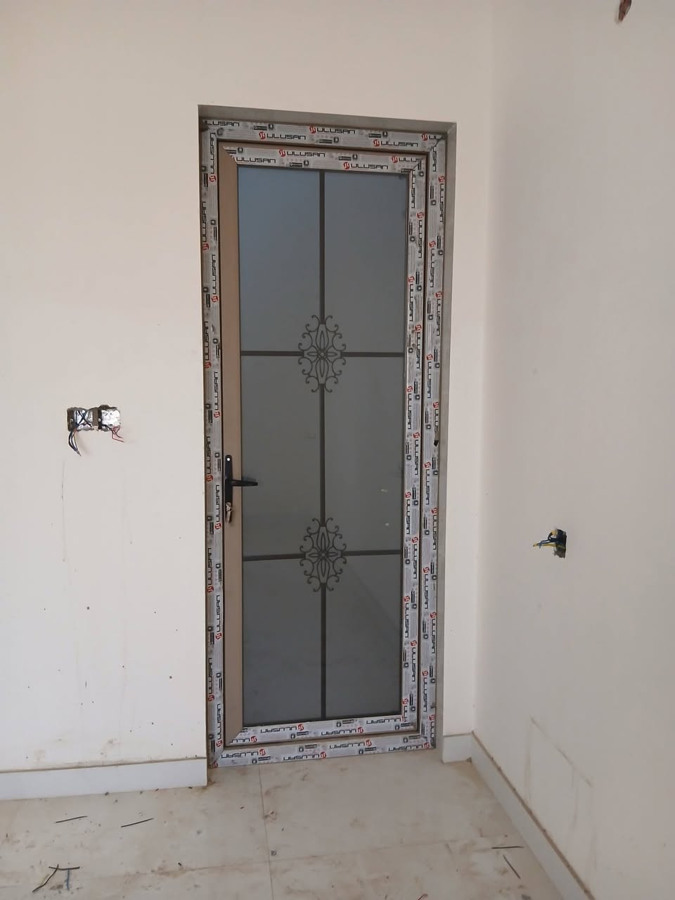 سجاد الإدريسي • ألمنيوم وPVC • البصرة