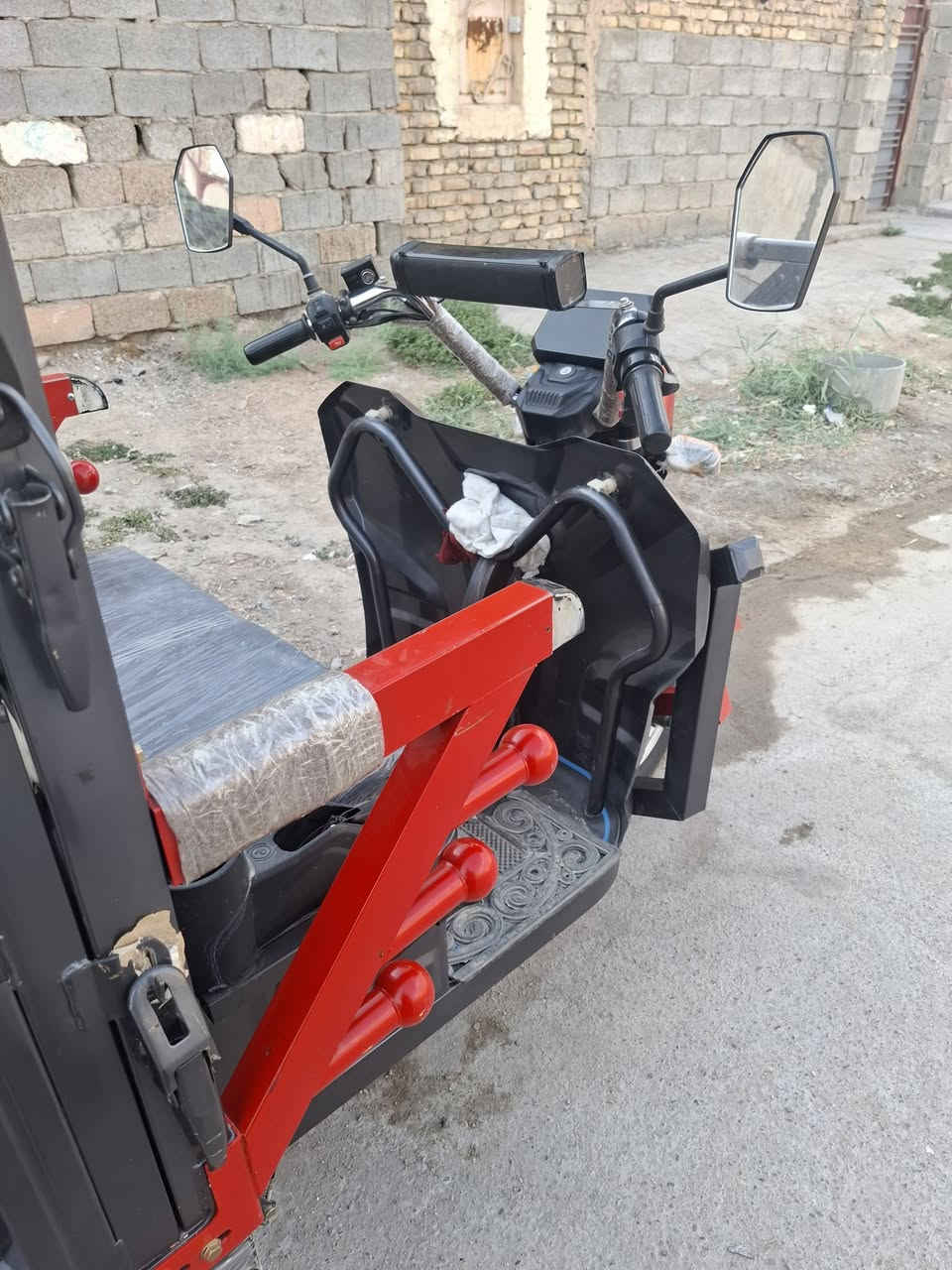ستوته موديل ٢٦ اخت الجديدنضيفه حيل فحل كبيره بطاريات ٦ مسطره جديد السع مليون ونص وبيها مجال العنوان ابو غريب النصر والسلام هاتف***********
