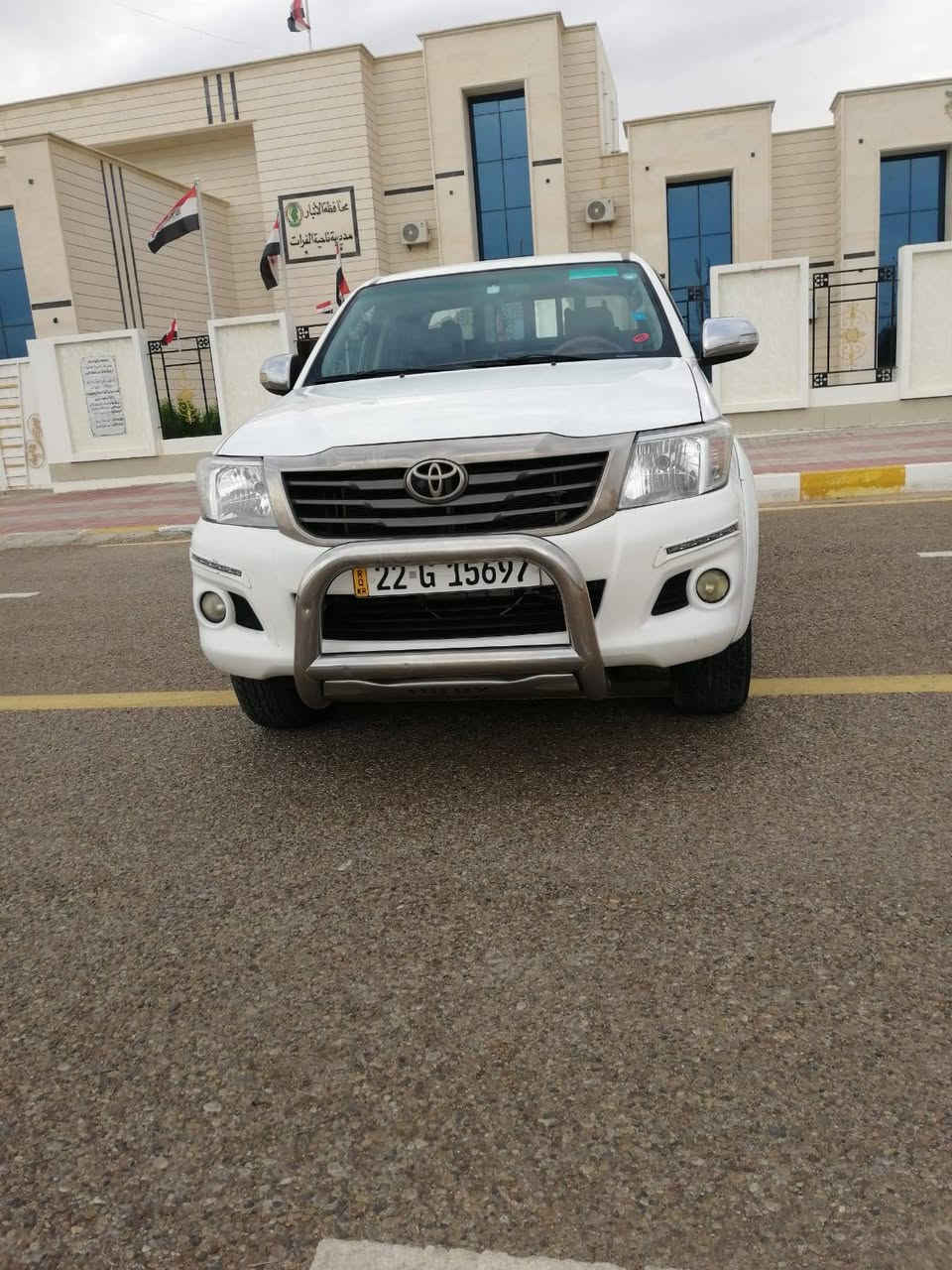 السلام عليكم للبيع فقط
تويوتا هايلوكس فورويل 2014 كير عادي سيارة مكفولة من الصبغ والتبديل الملاحضه شبرصبغ بل چاملق الخلفي رقم اربيل الدولي بأاسمي مكينة وكير مكفولات من الفتح مكان السيارة الانبار هيت ناحيه الفرات سعره188وبيه مجال بسيط للاستفسار أكثر خاص او رقم 📞 تلفون واتساب ***********
