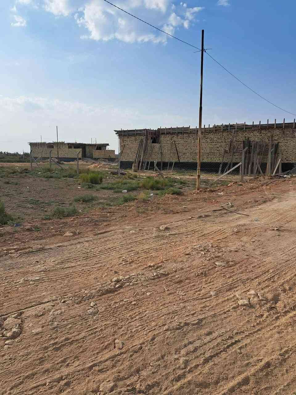 سلام عليكم توجد قطع ١٠٠متر و ٢٠٠متر و ٤٠٠متر حي الجامعة زراعي قرب مجمع حيدر حجي هندي سند ٢٥ كهرباء ماء شوارع ١٠متر
الاستفسار ***********
***********
