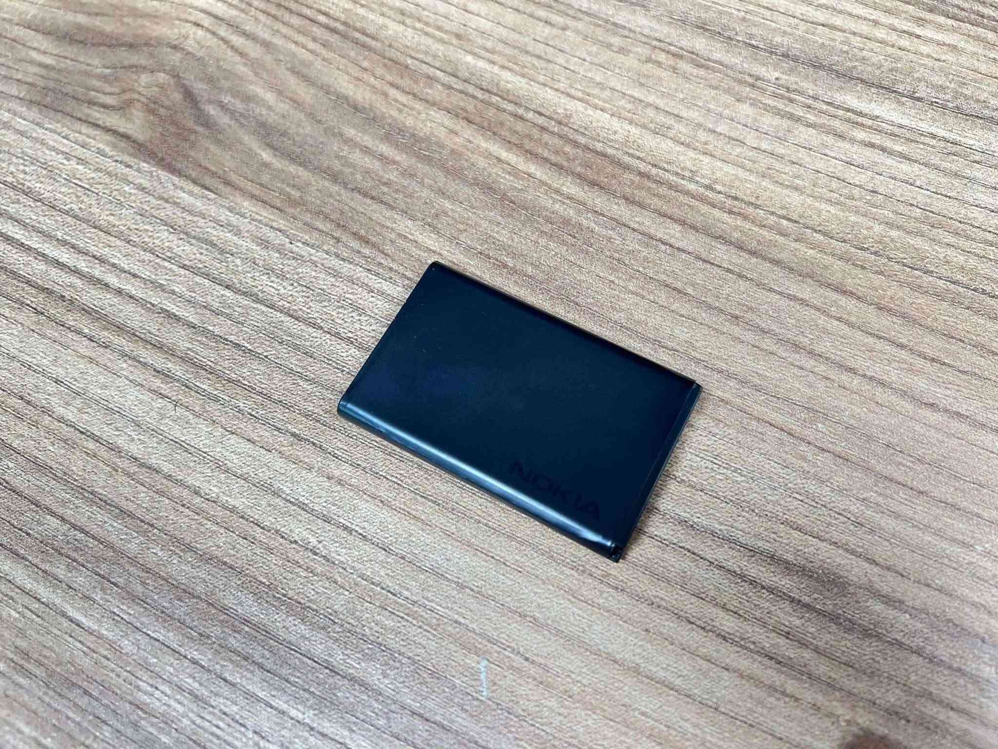 تريد هاتف ثانوي باعتمادية عالية ومكالمات صافية وبطارية تطول وما تخلص؟ 😫📱

هاتف نوكيا 106 الأصلي بشريحتين اتصال وصل! 🔥

بطارية أسطورية تدوم حتى 21 يوماً في وضع الاستعداد و15.7 ساعة مكالمات 🦾

يدعم شريحتين اتصال مع ذاكرة تتسع لـ 2000 اسم ورقم هاتف ✨

شاشة ملونة 1.8 إنش، كشاف LED علوي للطوارئ، وراديو FM مع لعبة الحية ✨

يجي وياه شاحن نوكيا الأصلي بسلك طويل 110 سم وبطارية قابلة للإزالة 💎

اطلبه هسة واضمن هاتف الاعتمادية ببيتك بأعلى جودة وأرخص سعر.! 👇

السعر 18  الف دينار فقط توصيل مجاني لجميع المحافظات 🇮🇶

نص مكتوب في الصور:
- Unbox my new phone With me 🥺❤️