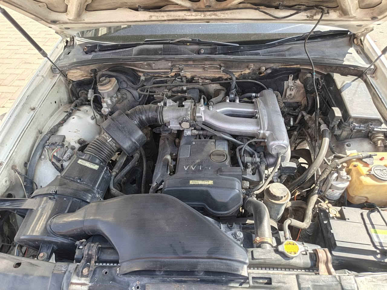 السلام عليكم
سياره بطه للبيع متصل موديل 1992

محرك VVT

رقم انبار دولي بااسمي شرط تحويل او وكاله  السعر 47 وبيه مجال

تبريد فقط كمبريسر عاطل

لون ابيض سنويه لل 2029

فقط جاملغ خلفي وراه السايق

صدر نص عمر تايرات نص عمر 

مكاني صلاح الدين بيجي للاستفسار

***********
