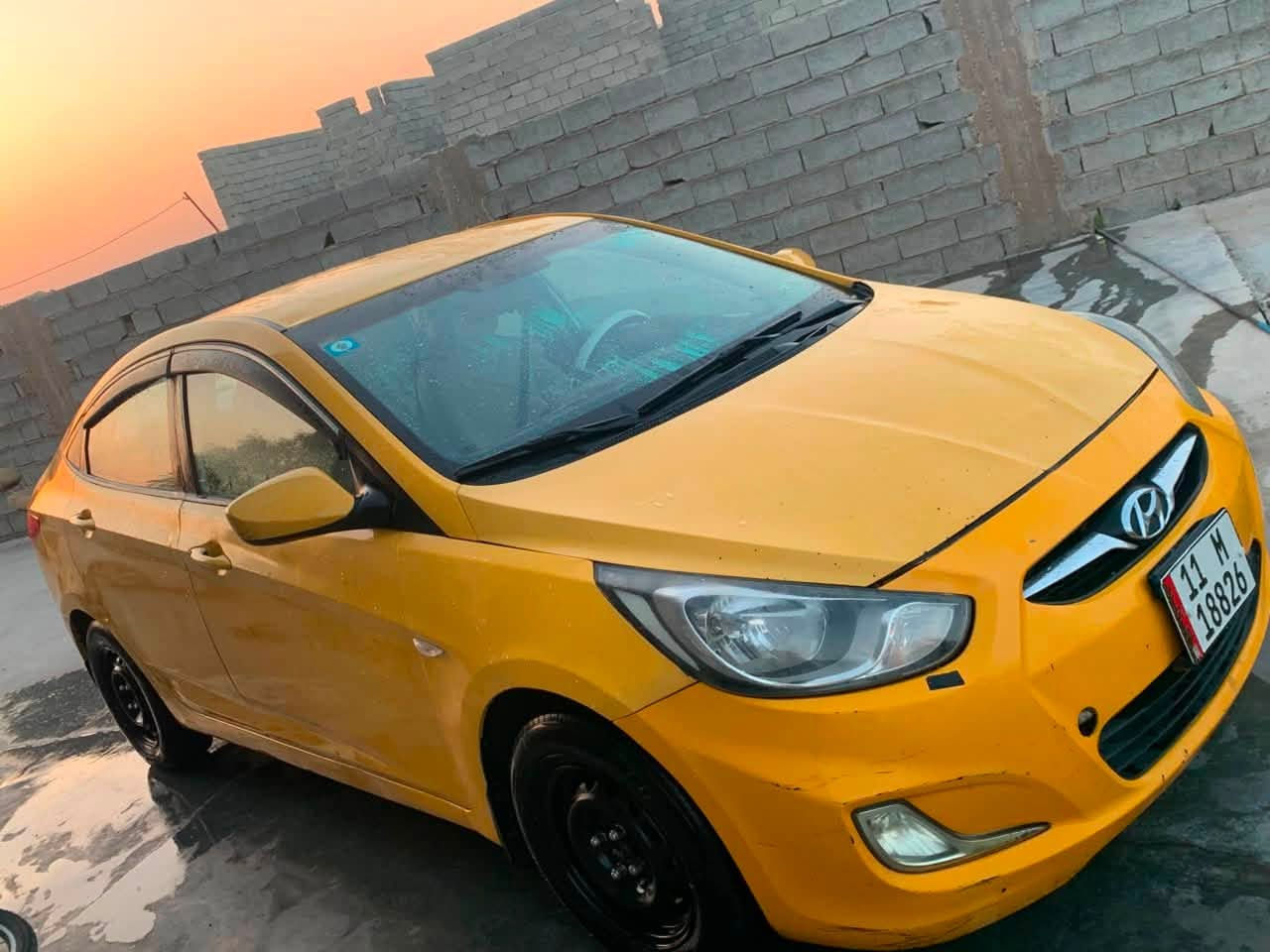 اكسنت خليجي موديل 13بسعر #73 ورقة
الشركة العامة 
#محرك 1600
كير ومحرك وتبريد وحدادية مكفولات 
بيها #
بنيد فقط مبدل ودواخل كلها مكفولة 
السيارة نظيفة وجاهزة بدون نقص 
مكاني بغداد الشعلة 
***********
