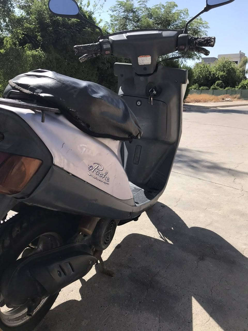 ياماها للبيع 
كلا بلادي
دراجه نضيفه برغي ممفتوح بيه
سعر 350 وبي مجال 
***********
