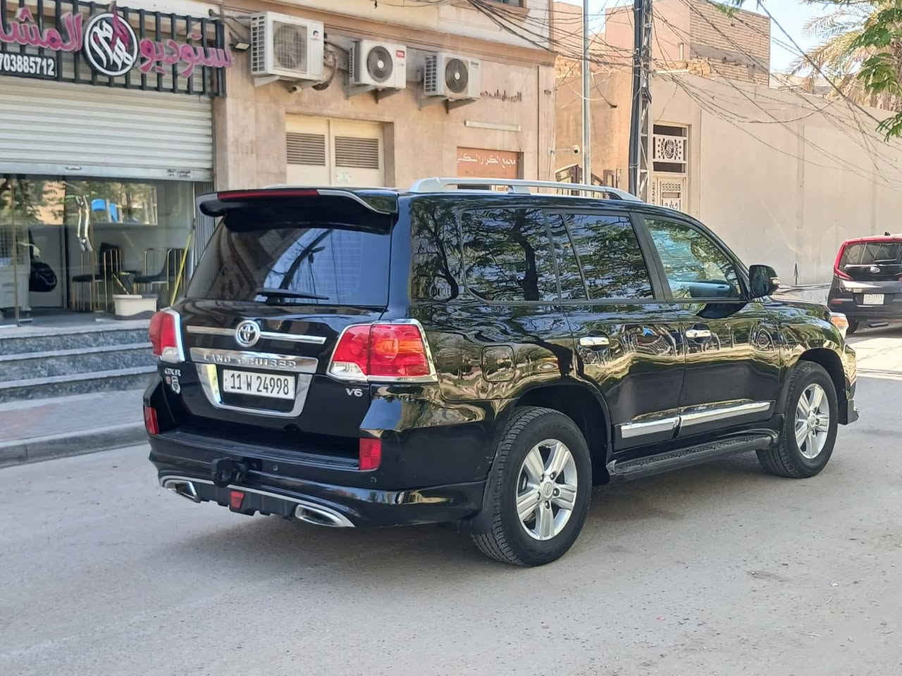 السلام عليكم لأندكروز موديل 2015
محرك4000 V6
رقم بغداد بسمي تحويل ثاني يوم  
مكفوله كفاله عامه من صبغ والتبديل والفتح
فول مواصفات
بصمه تشغيل
بصمه أبواب
أشارت ترحيب
تشغيل عن بعد
مري شفط
فتحه سلايت
كشنات جلد اصلي
كشن كهرباء 
جام تصعيد تنزيل عل ريمونت
8 ايرباك
3قطع تبريد
ثلاجه
مري قلاب
كامره
شاشه امامبه
حساس أمامي
حساس خلفي
وباقي مواصفات المعروفه
ماشيه 160الف حقيقي
السعر 318
 بيها مجال
للإستفسار اتصل
رقم التلفون ***********
مكان السياره كربلاء
