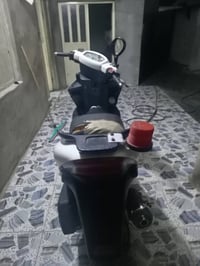 سايم • رمادي • شارع 20