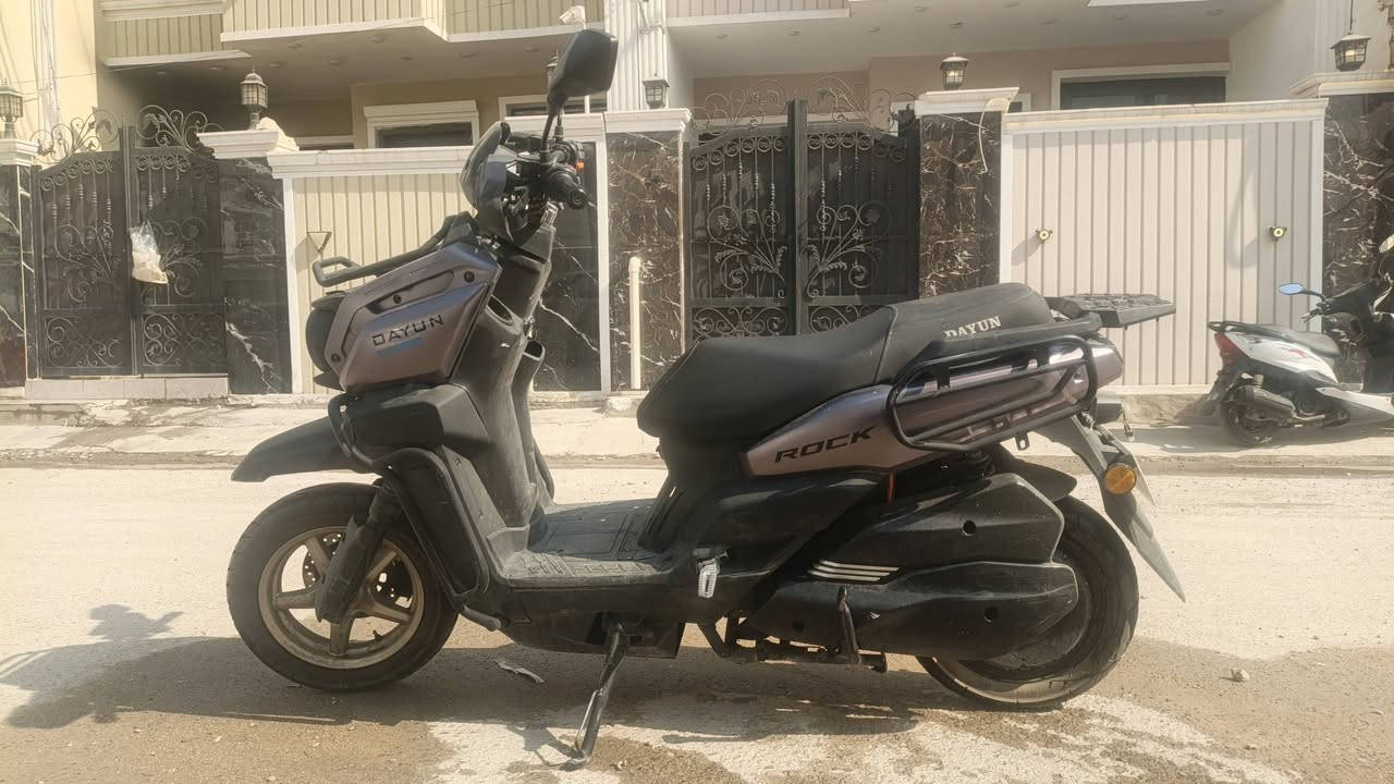 🏍️ للبيع دراجة DAYUN ROCK ⚡
دراجة بحالة ممتازة ونظيفة، ومواصفاتها:
🔹 سويج 2 بصمة
🔹 بك
🔹 كروز كنترول – مثبت سرعة
🔹 ملف 2000 حقيقي
🔹 تمشي بالشحنة الوحدة تقريباً 60 كم 🔋
🔹 لون مميز
🔹 حالتها ممتازة وجاهزة للاستخدام
📍 المكان: بغداد – الدورة
📱 واتساب: ***********

