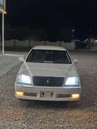 سەرەتابەناوێ خوا مەلیکەمۆدیل 2001 VVT ناوزەرد و دوو دووگمە پەردە  مەکی...