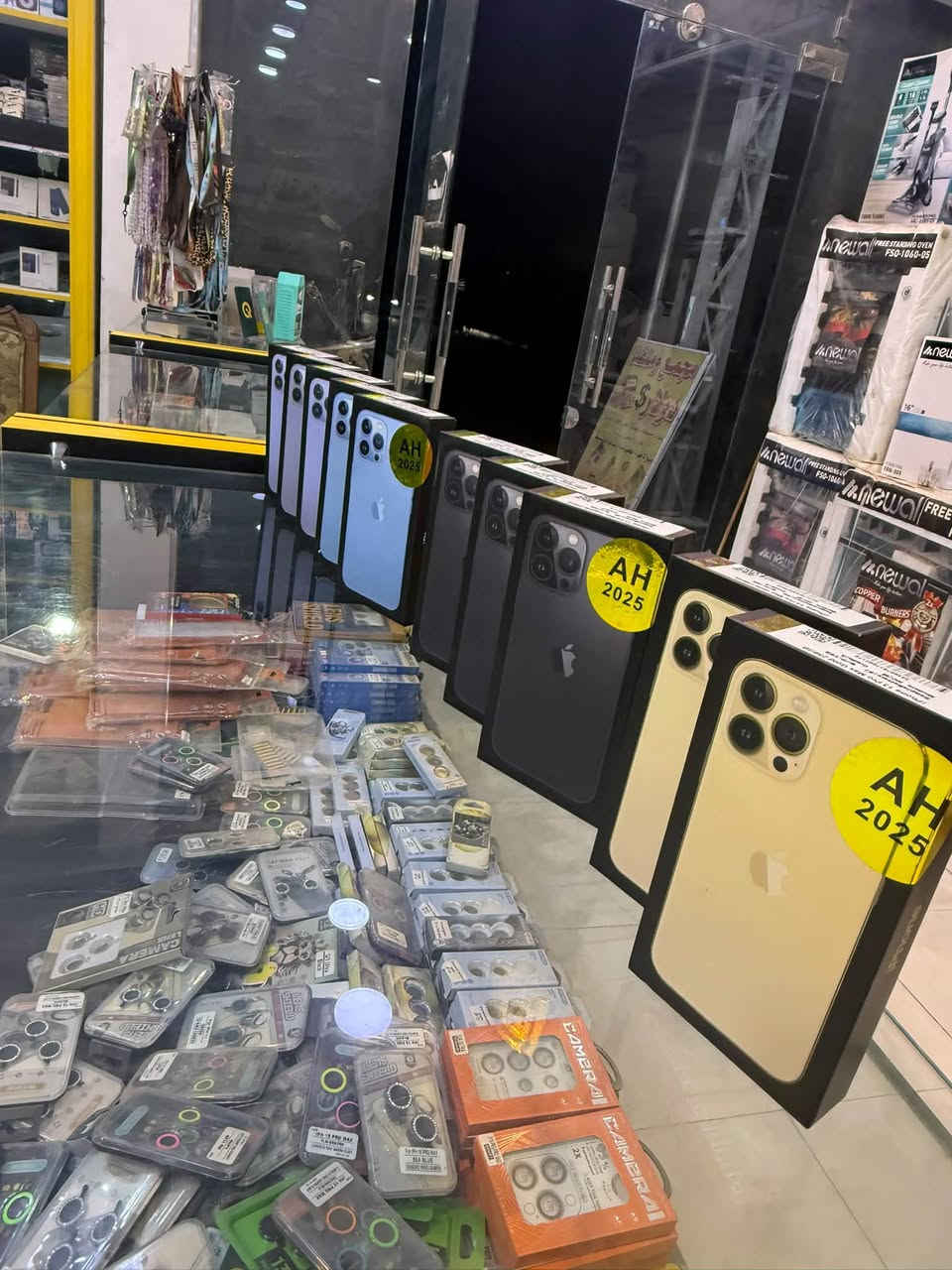 ١٣ برو ماكس بطاريات من ٨٥ إلى ٩١ أمريكي نموذجm وتر 
ظمان ١٥ يوم ستخدام وسنه صيانه 
سعر ٧٢٥
ناصريه مجمع دولار 
موبايل ***********
