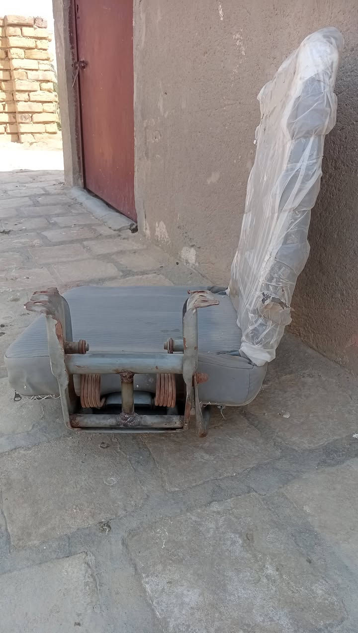 السلام عليكم كشن قلابي للبيع مكاني الحله رقم الهاتف ***********
