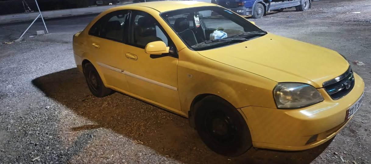 السلام عليكم  فورنزا اوتبرا  موديل 2007 سنويه2030 منظومه غاز  تبريد شغال الاستفسار  رقم *********** السعر40وبيها مجال

نص مكتوب في الصور:
- بوابة