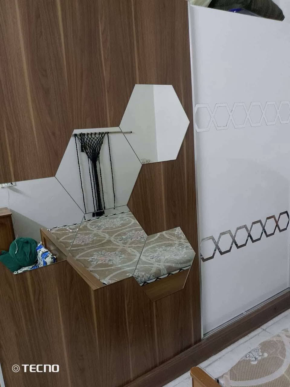غرفة نوم • دوشك ١٥٠