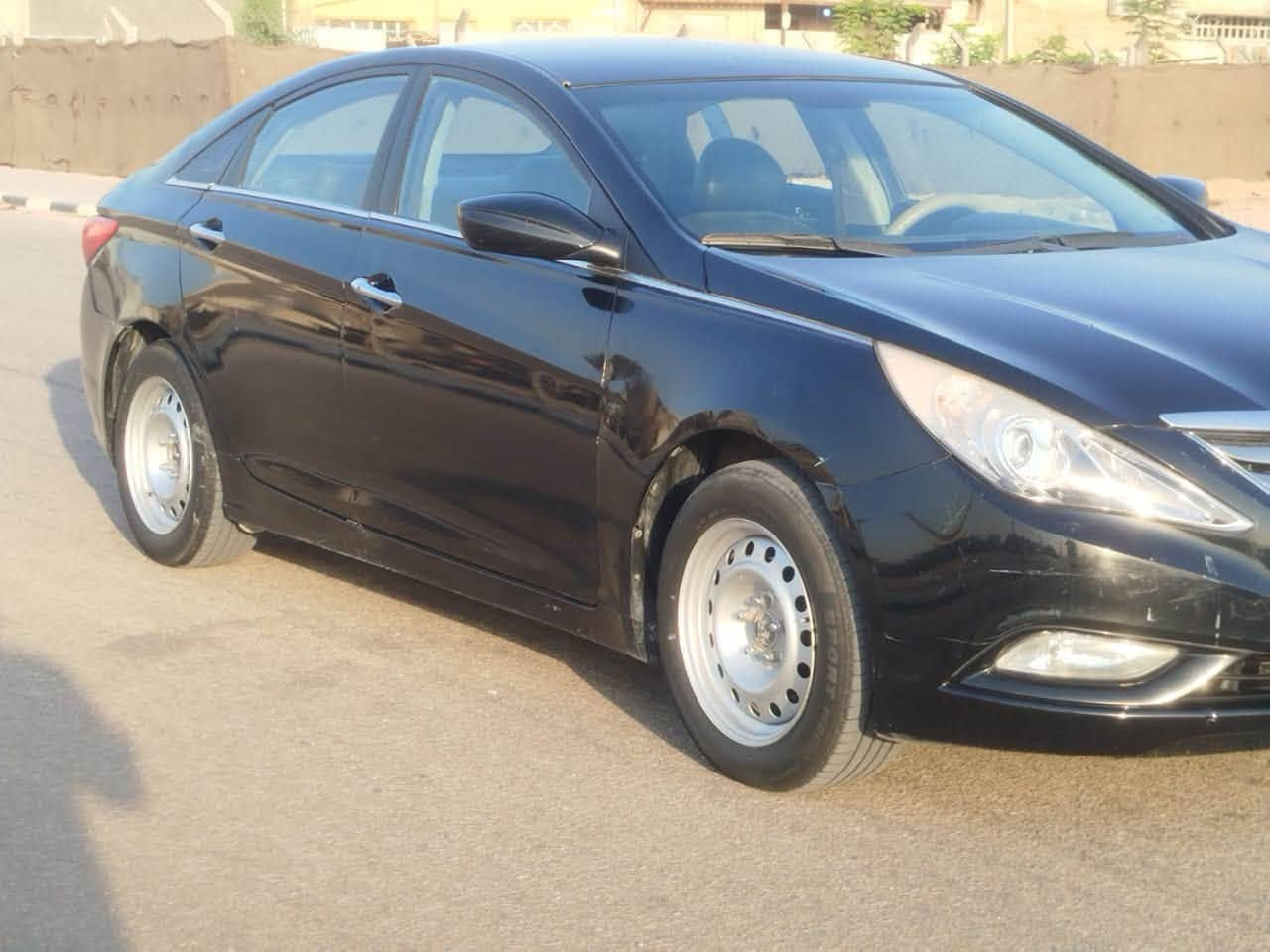 سوناتا 14 بصمه. كصه جنطه   مكانه للنجف  33 وبيه مجال اي استفسار ع  هذه الرقم ***********
