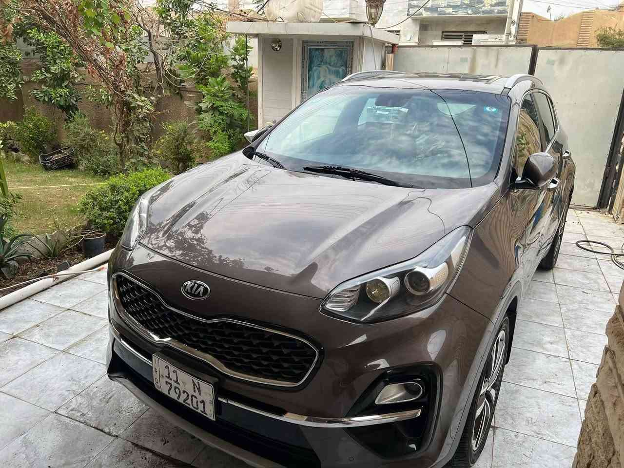 السلام عليكم سبورتج ٢٠٢٠ خليجي مكفولة كفاله عامه من الصبغ والتبديل عدى شخوط بسيطة جدا
مواصفات 
بصمة + بصمه ابواب 
كامرة + شاشة بلادي 
تبريد بيانو 
اشاير بالمري مري شفط 
تحكمات ستيرن 
كشنات كهرباء 
حساسات امامي خلفي 
ماشية ٧٣ كم 
ويل ١٩ تايرات جديدة
مكينة ٢٠٠٠ دوش  
ادامة كاملة متصرف عليها ربع 
سعرها ١٨٣ وبيها مجال بسيط 
الاتصال ***********
السلام عليكم سبورتج ٢٠٢٠ خليجي مكفولة كفاله عامه من الصبغ والتبديل عدى شخوط بسيطة جدا
