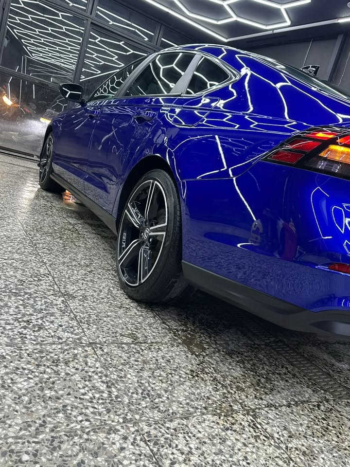 السلام عليكم هوندا اكورد 2025 سبورت وارد امريكي
Honda accord hybrid sport2025  2.0

       حجم المكينه : 2000 هايبرد

الضرر  :  حافت البنيد وخشم الجاملغ

تعديل خشم الشاصي شي بسيط

المسافه المقطوعه : 18 مايل

#مواصفات

1. مكينه 2000

2 شاشة

3.فتحه

4. كامرا

5. كشن السايق كهرباء  

6. رادارات 360 

7. تحديد مسار

8. شفتات بالاستيرن

9. هندبريك بصمه

10.لايتات زنون  

11. نظام ايكو + سبورت  

12.جنح خلفي بلادي 

13.لايتات لد + بكلايت لد

14.ويل كب

15.بصمة ابواب

#السعر 177 وبيه مجال 

 

تفاصيل اكثر هذا ***********‬

متواجد واتساب

ملاحضة صور الحادث والسونار موجود بالمنشور
