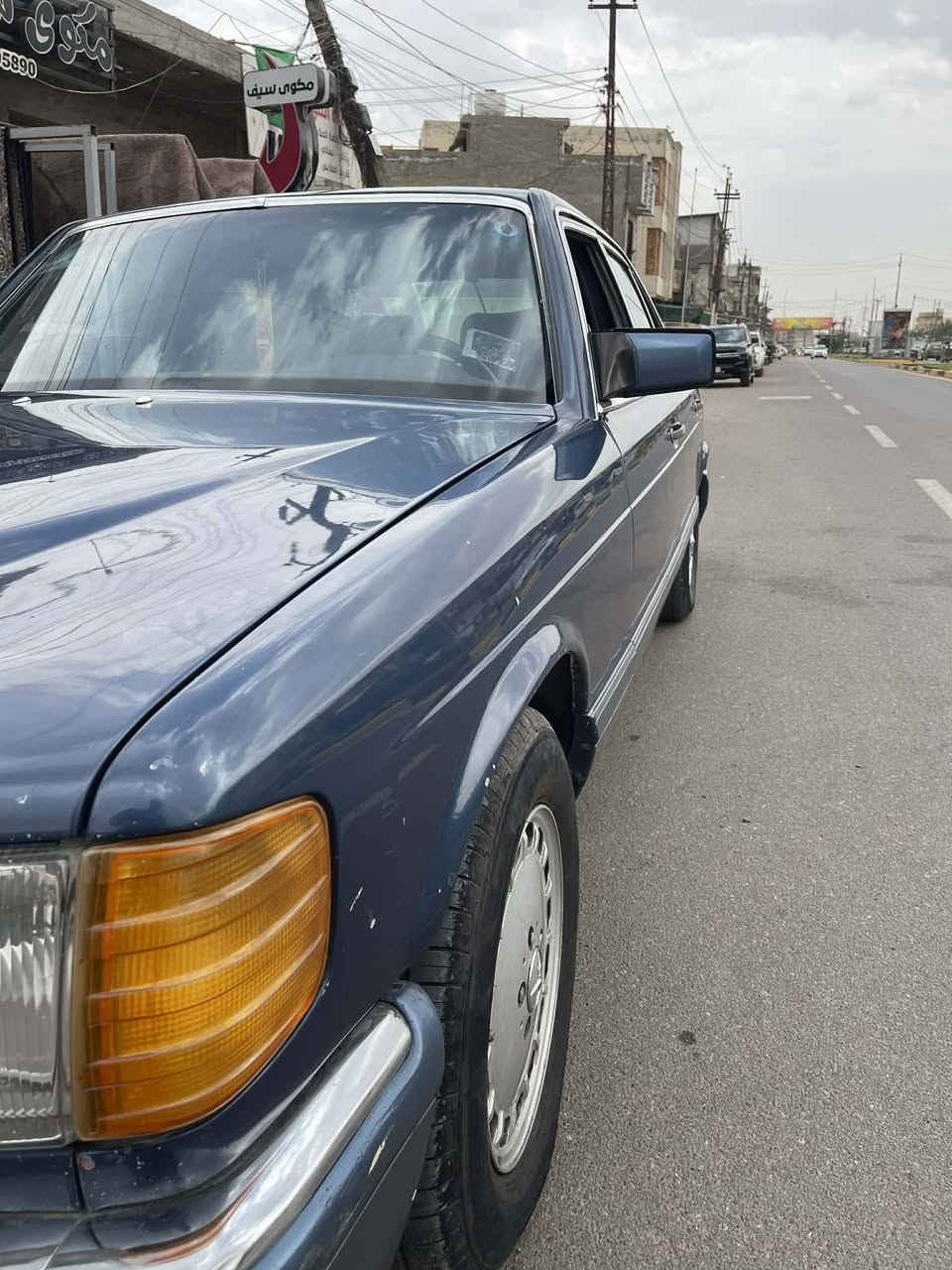السلام عليكم مرسيدس جامبو موديل 1989 مكينة وكير
3000 قبق اسود كفالة تدفئة تبريد شغالة ثلج دبل مروحة كهربائياتهة بلادية السيارة احلا من الصور رقم بغداد تحويل ثاني يوم  سلايت روف شغال داخل جديد بلادية كهرباء اربعة جام كهرباء مصبوغة عام للجمالية فقط مكفولة كفالة عامة من الضربة او الخياس باب طويل السيارة بيهة شلعة شك الكاع شك مابيه نقص برغي واحد
السعر 73 وبيهة مجال حك الجية
 للأستفسار *********** مكان السيارة بغداد البلديات
