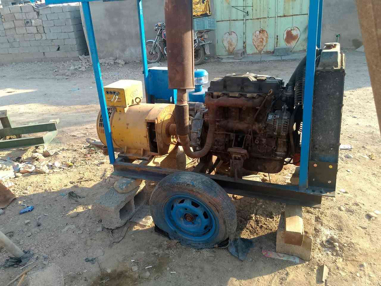سلام عليكم مولده كيه للبيع محرك جديد رأس توليد جديد مولده جديده جاهزه من كلشي شرط شغل وتحميل لا تبخير ولا تنقيص ملف ماملفوف رقم الهاتف ***********
