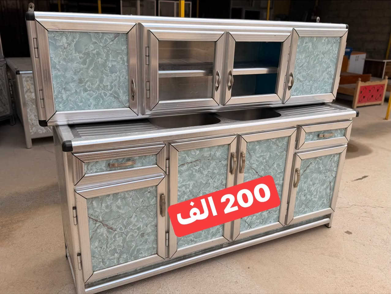 حي العمال • خلف أوكسجين • خزائن